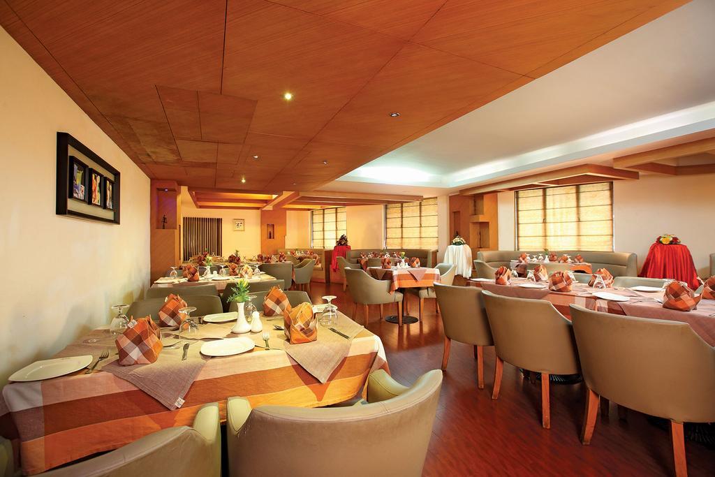 Hotel Park Residency, Kakkanad Kochi Exterior foto