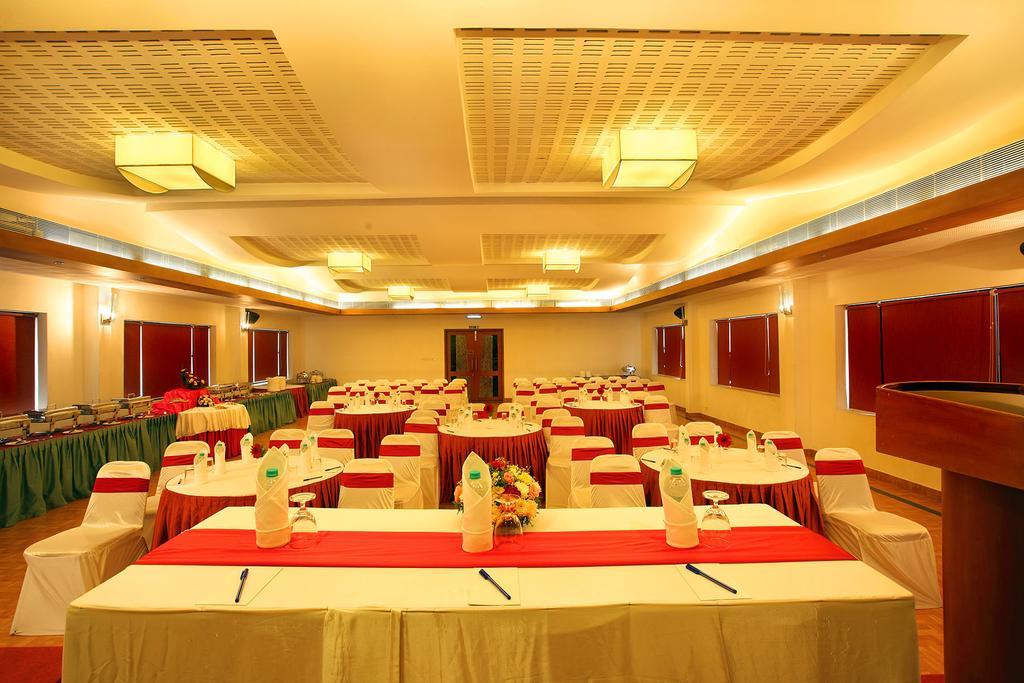 Hotel Park Residency, Kakkanad Kochi Exterior foto
